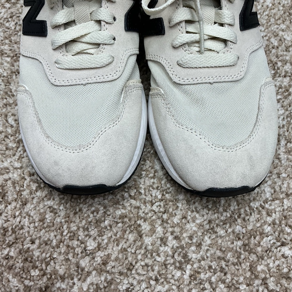 New Balance Cream and Black Athletic Sneakers - Picture 4 of 12